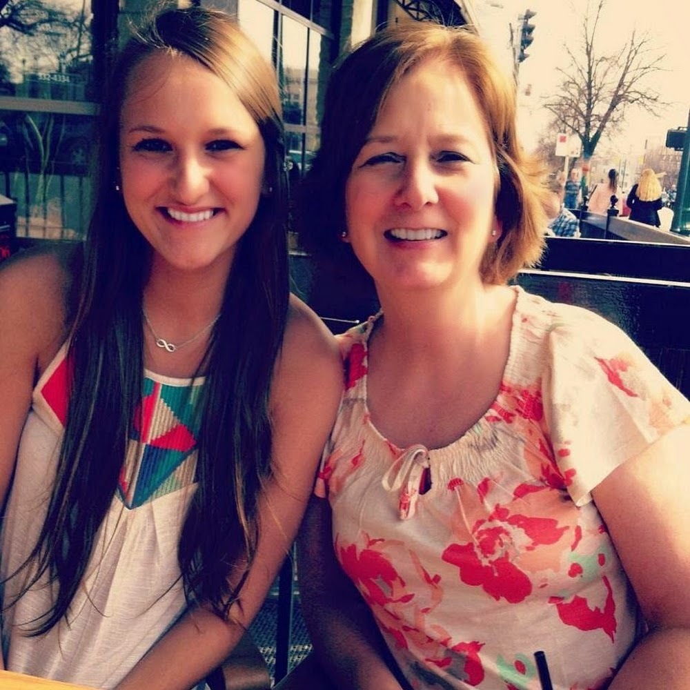 Meet your Posher, Helana